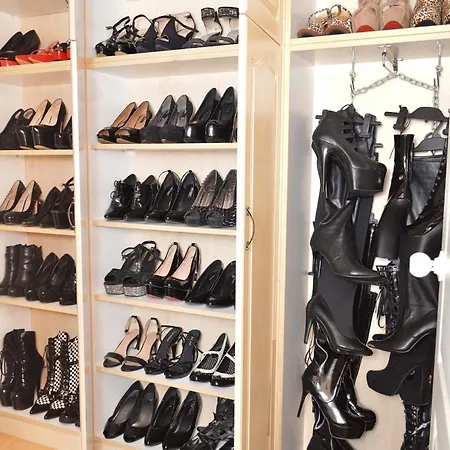 Alba Domina - Bdsm Fetish Domina Studio Apartment Szekesfehervar